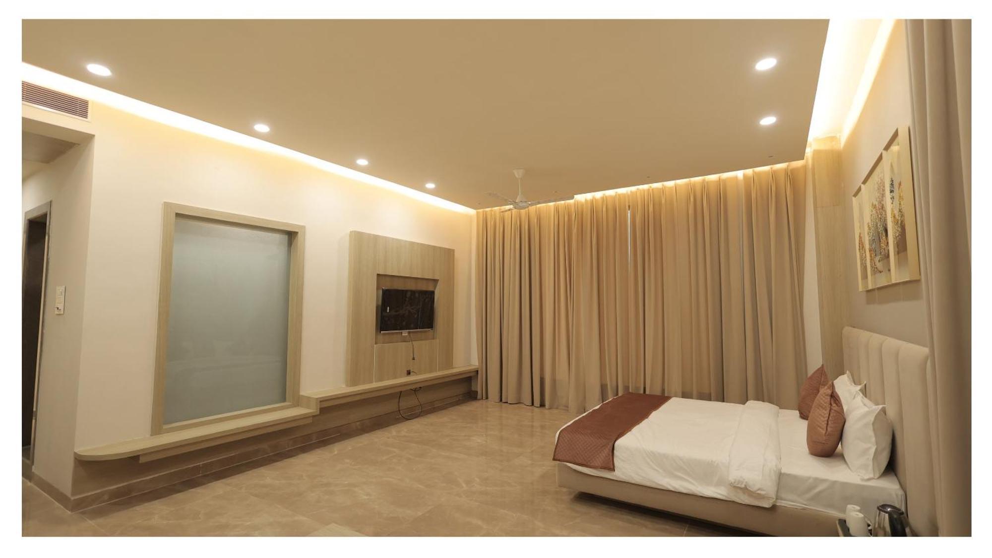The Riverside Inn Vidisha ภายนอก รูปภาพ